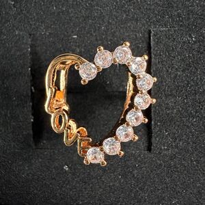 NWB Rose Gold Plated Love Ring w/ Crystal CZ Heart Design Size 6